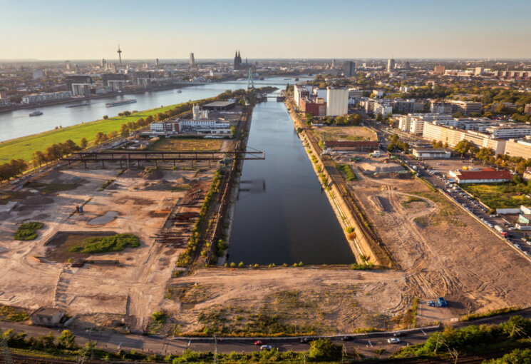 Ansicht des Hafenbeckens aus der Vogelperspektive, © Bernd Lehnert